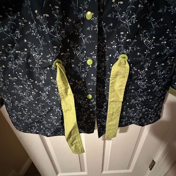 Matilda Jane Light Weight Windbreaker Jacket - Medium - Picture 5 of 6